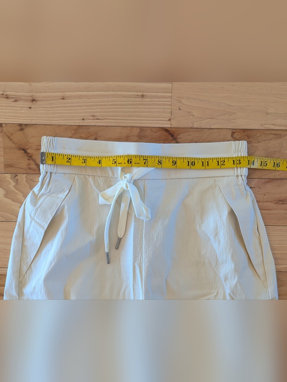 NWT Halara Cargo Pants Size Medium - Picture 5 of 6